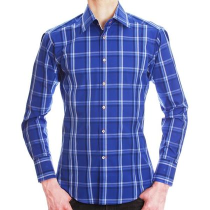 men blue and white checkered shirt